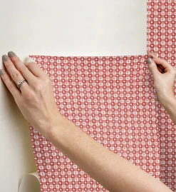 Daisy Gingham Peel & Stick Wallpaper