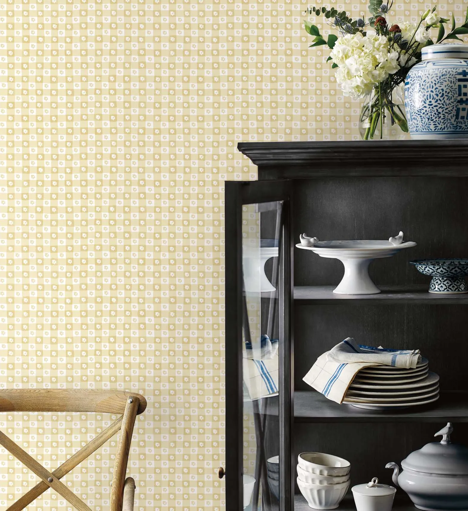 Daisy Gingham Peel & Stick Wallpaper