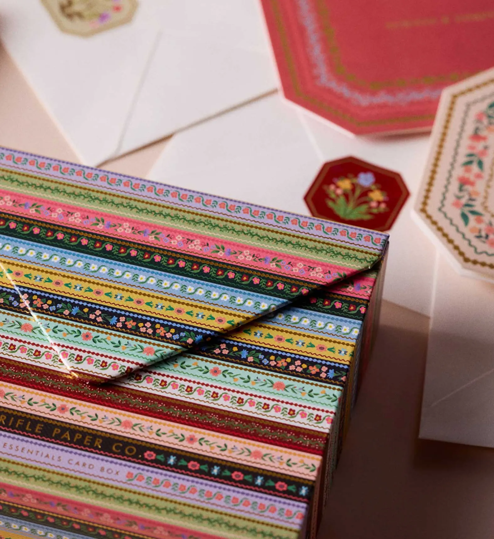 Essentials Card Box
