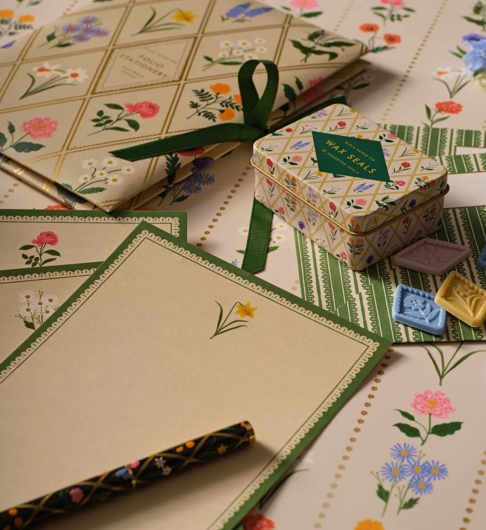 Folio Stationery Set
