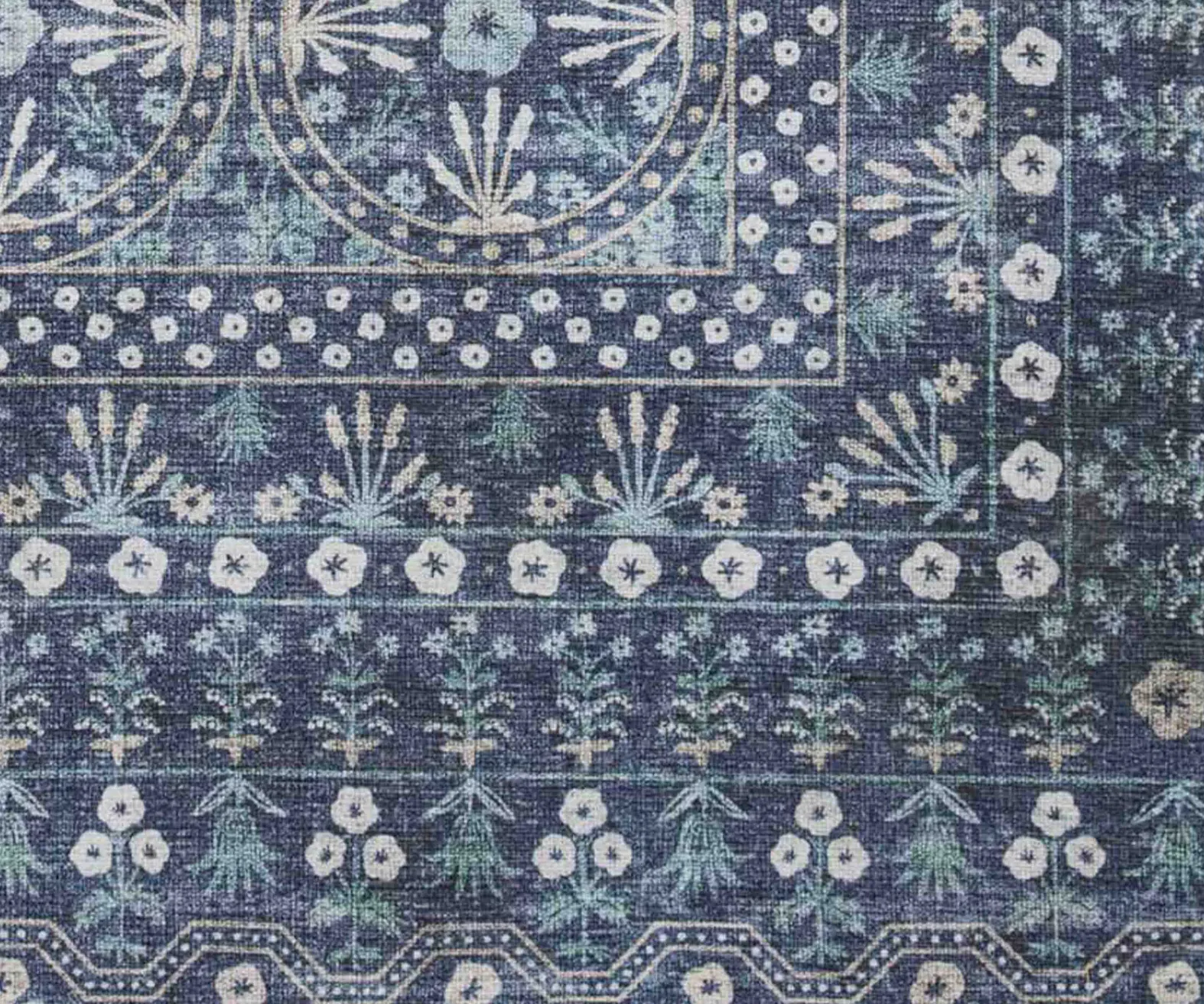 Maison Rosette Power Loomed Rug