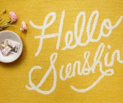 Minnie Hello Sunshine Wool-Hooked Rug