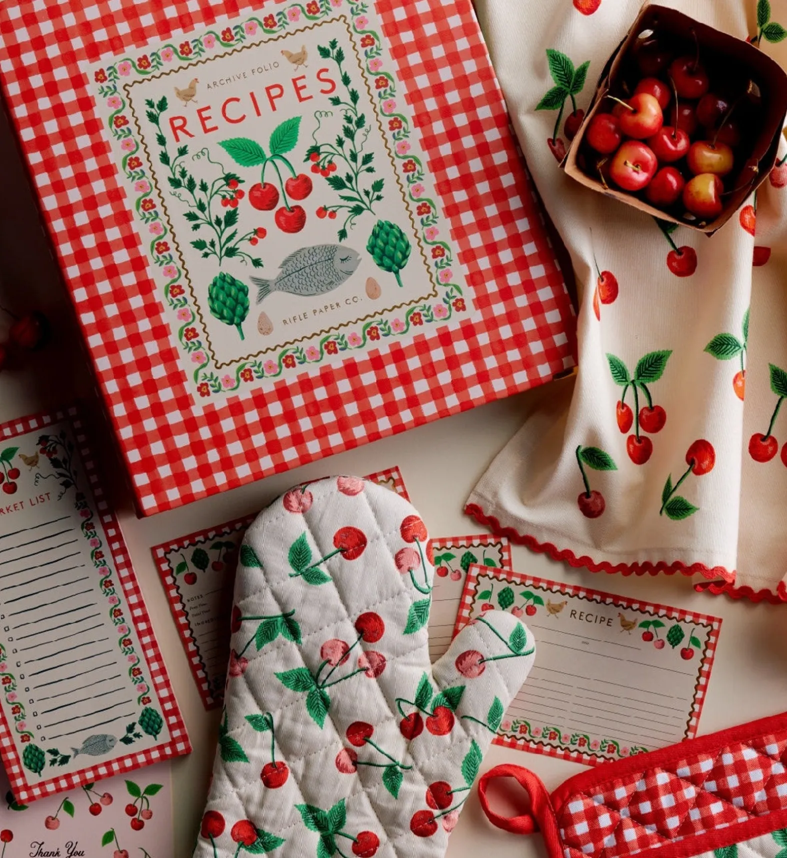 Oven Mitt and Pot Holder Set