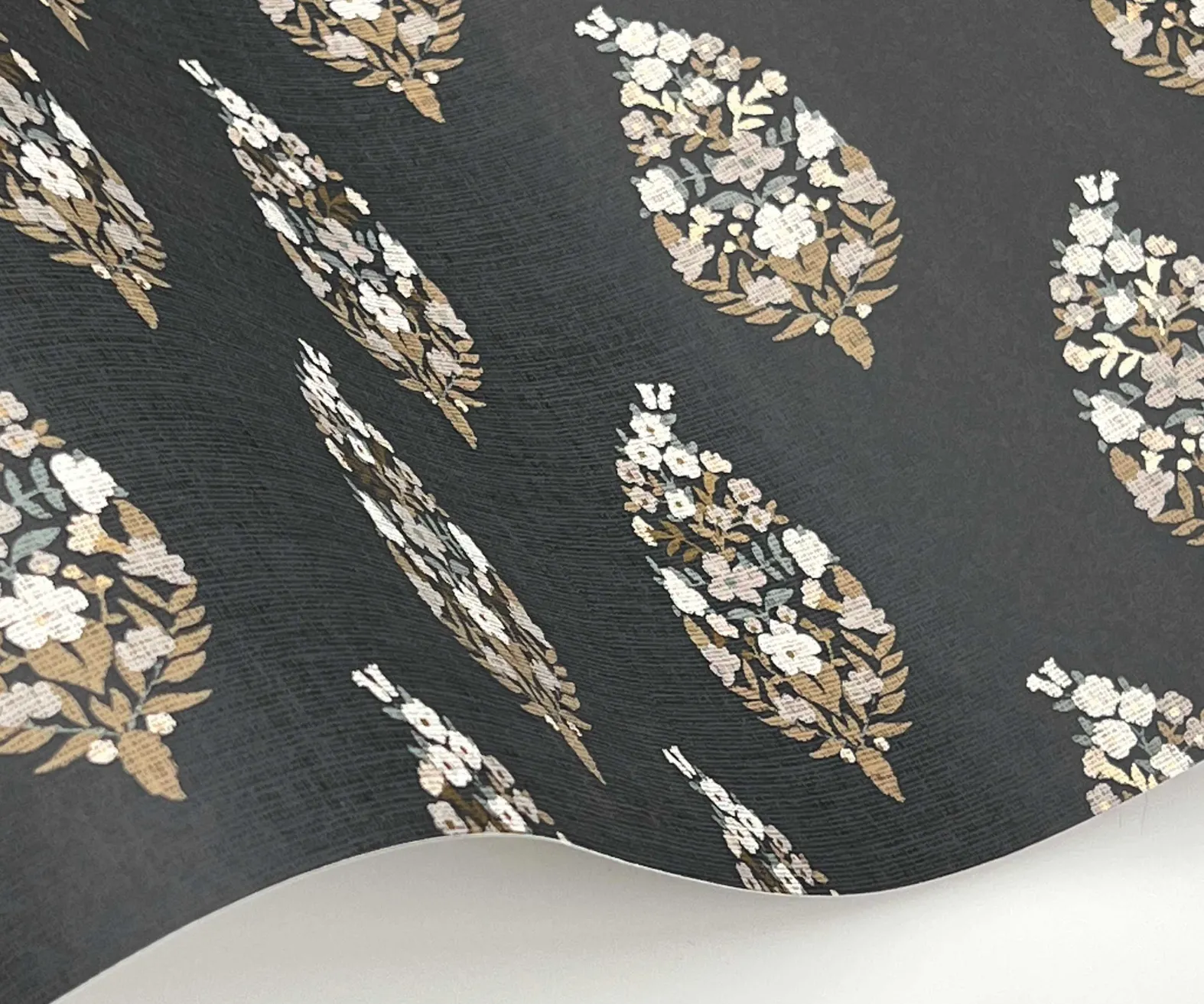 Paisley Wallpaper