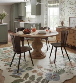 Strawberry Fields Wool-Hooked Rug