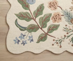 Strawberry Fields Wool-Hooked Rug