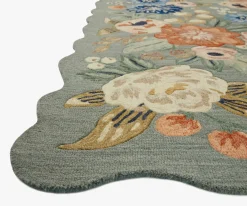 Vintage Blossoms Wool-Hooked Rug